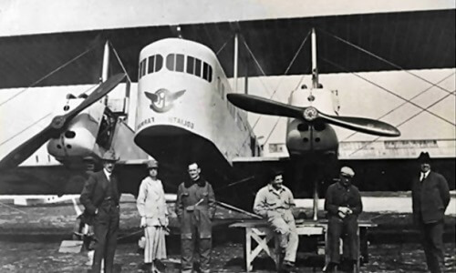 primer avión transporte de pasajeros primera línea aérea de pasajeros